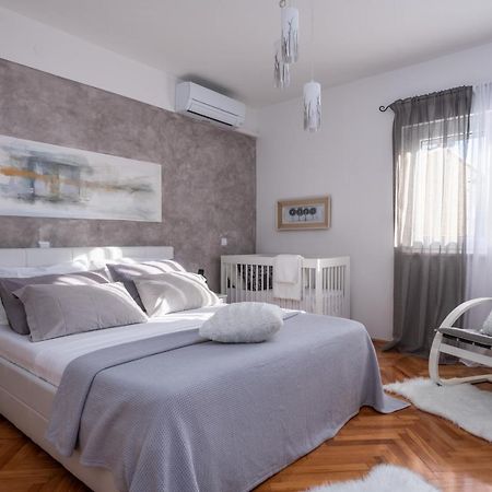 Villa Daniel Пула Экстерьер фото