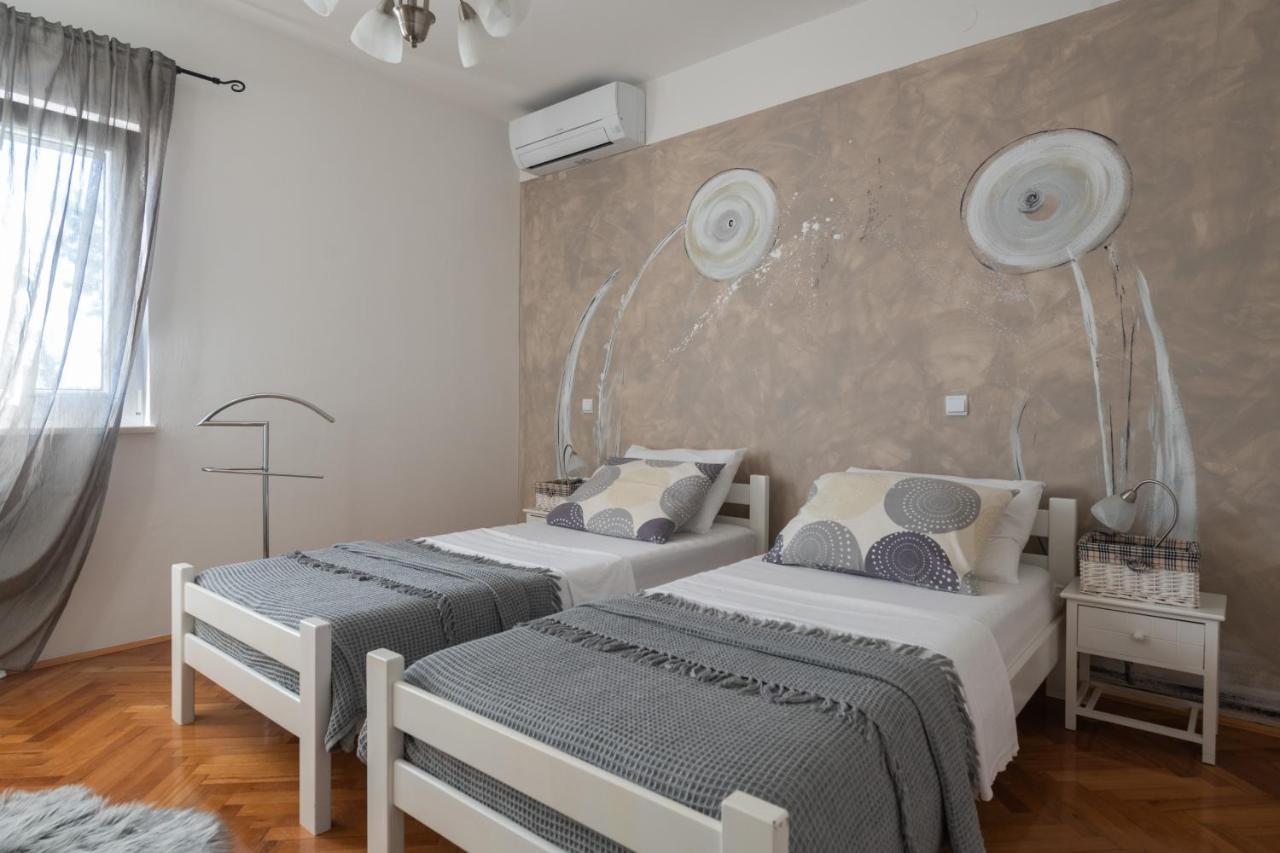Villa Daniel Пула Экстерьер фото