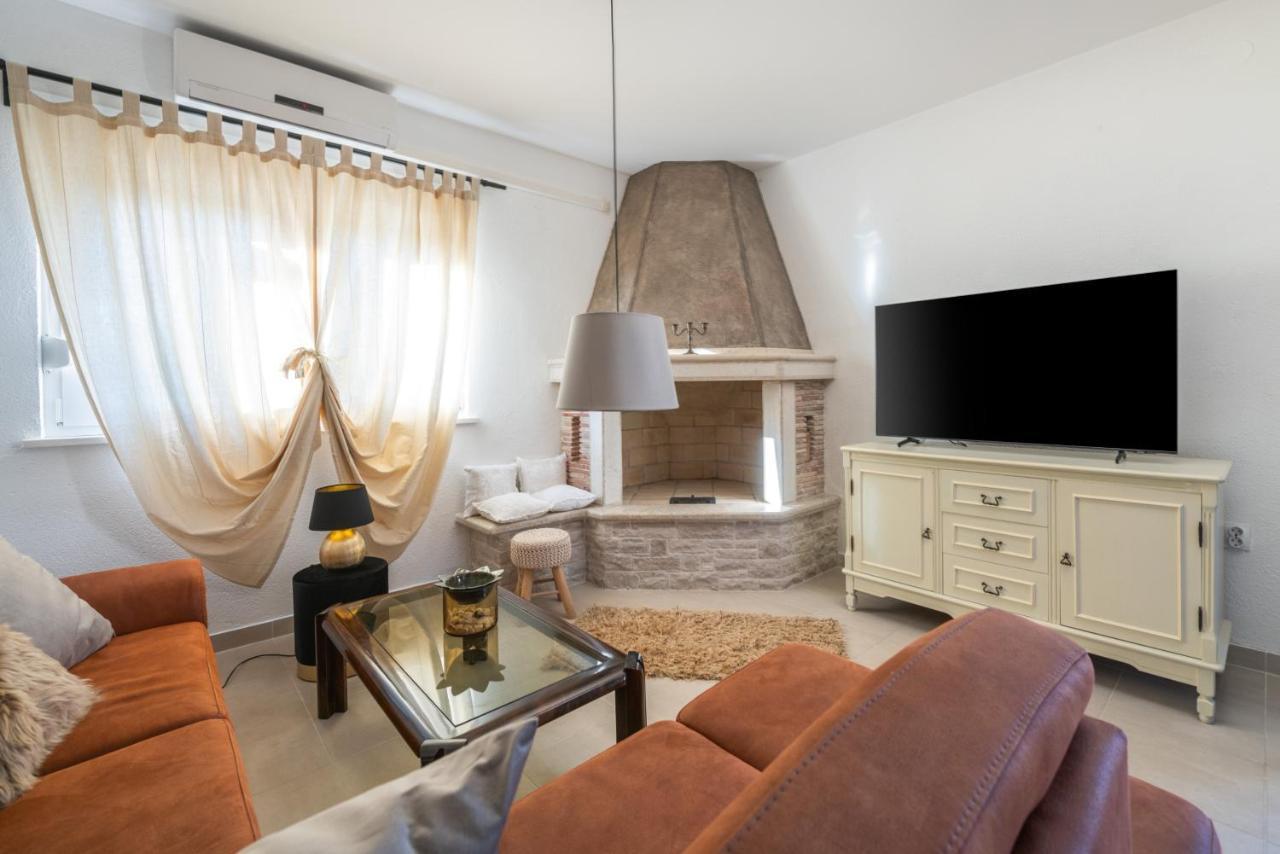 Villa Daniel Пула Экстерьер фото